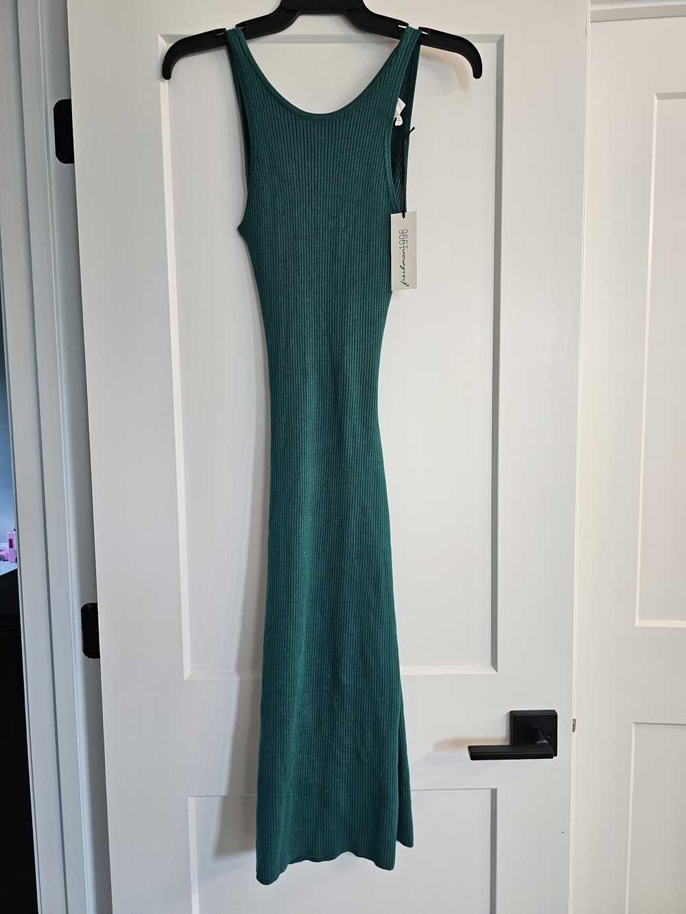 Sleeveless Ribbed Maxi Dress in Teal Green